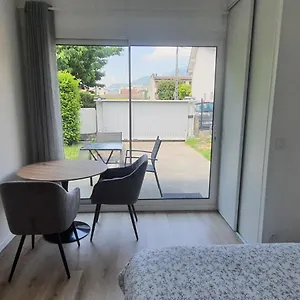 Calme Dans Habitee, Parking Prive Et Gratuit Appartement