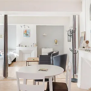 https://appartement-de-caractre-hyper-centre.inbrittany.com
